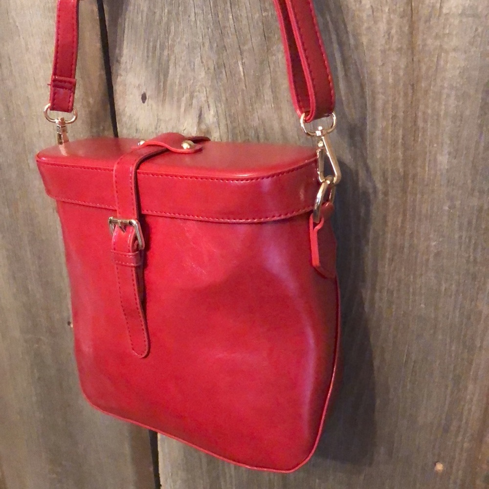 Pink Haley Red Faux Leather Retro Crossbody Purse Bag